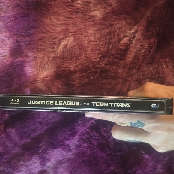 Justice League vs Teen Titans SteelBook Blu-ray 2016 Target Exclusive - Picture 6 of 6